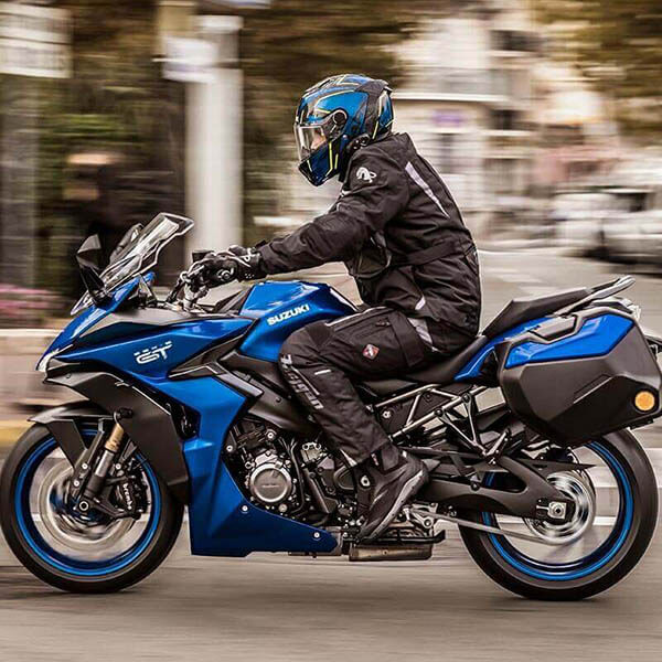 Prihaja novi Suzuki GSX-S1000GT (2022)